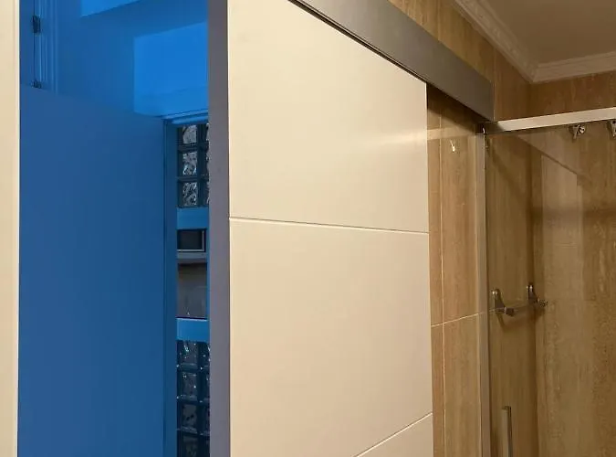 Winston Mar Y Sierra 푸엔히롤라